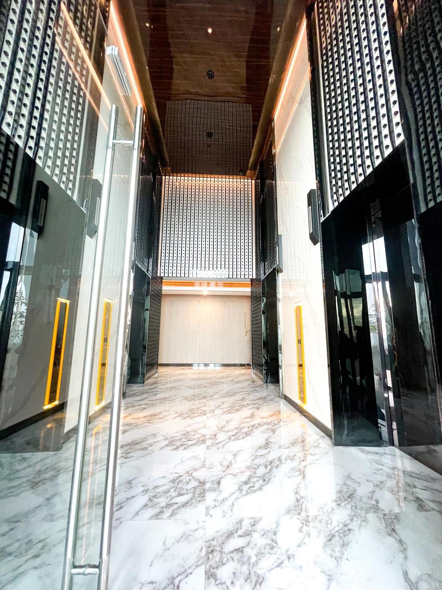 Face Kl Tower Klcc Pavilion By Kimiro กัวลาลัมเปอร์ ภายนอก รูปภาพ